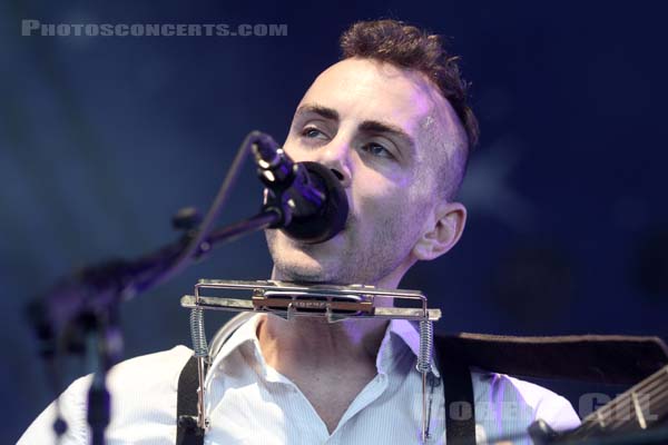 ASAF AVIDAN AND THE MOJOS - 2011-06-26 - PARIS - Hippodrome de Longchamp - 